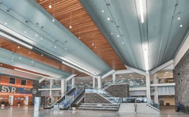 Flughafen Terminal Beliichtung: Balancéieren Ästhetik a Funktioun